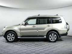 Mitsubishi Pajero IV, фото №3