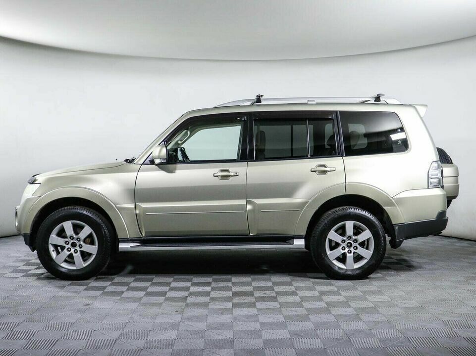 Mitsubishi Pajero IV, фото №3