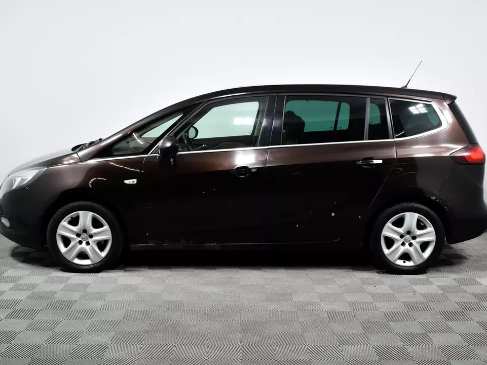 Opel Zafira, фото №8