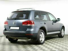 Volkswagen Touareg 3.2 Автомат, фото №3