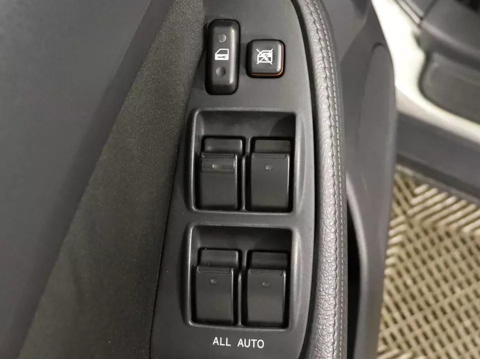 Toyota Avensis, фото №15