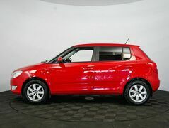 Skoda Fabia II Рестайлинг, фото №4