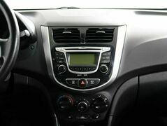 Hyundai Solaris 1.4 Автомат, фото №7