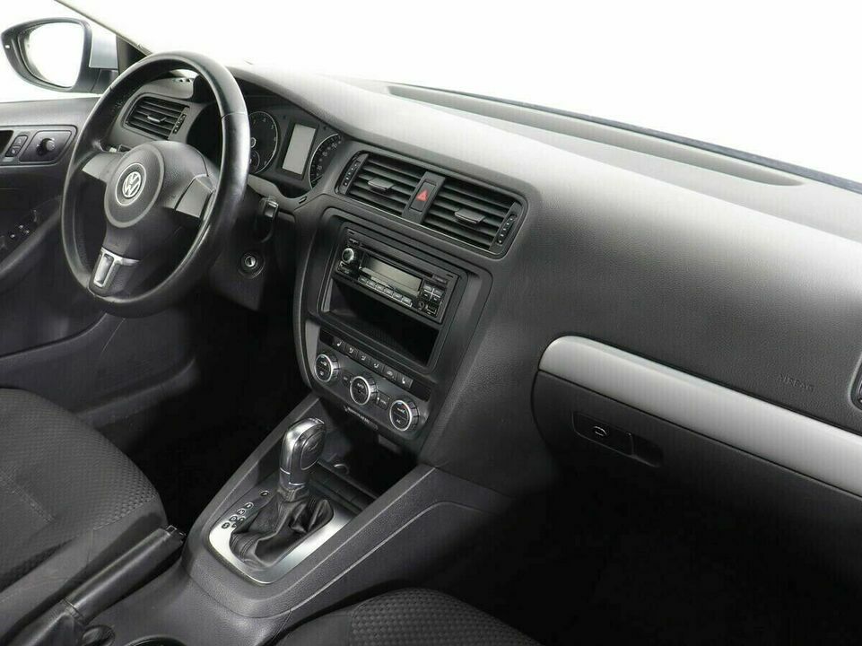 Volkswagen Jetta VI, фото №7
