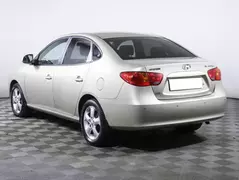 Hyundai Elantra, фото №7