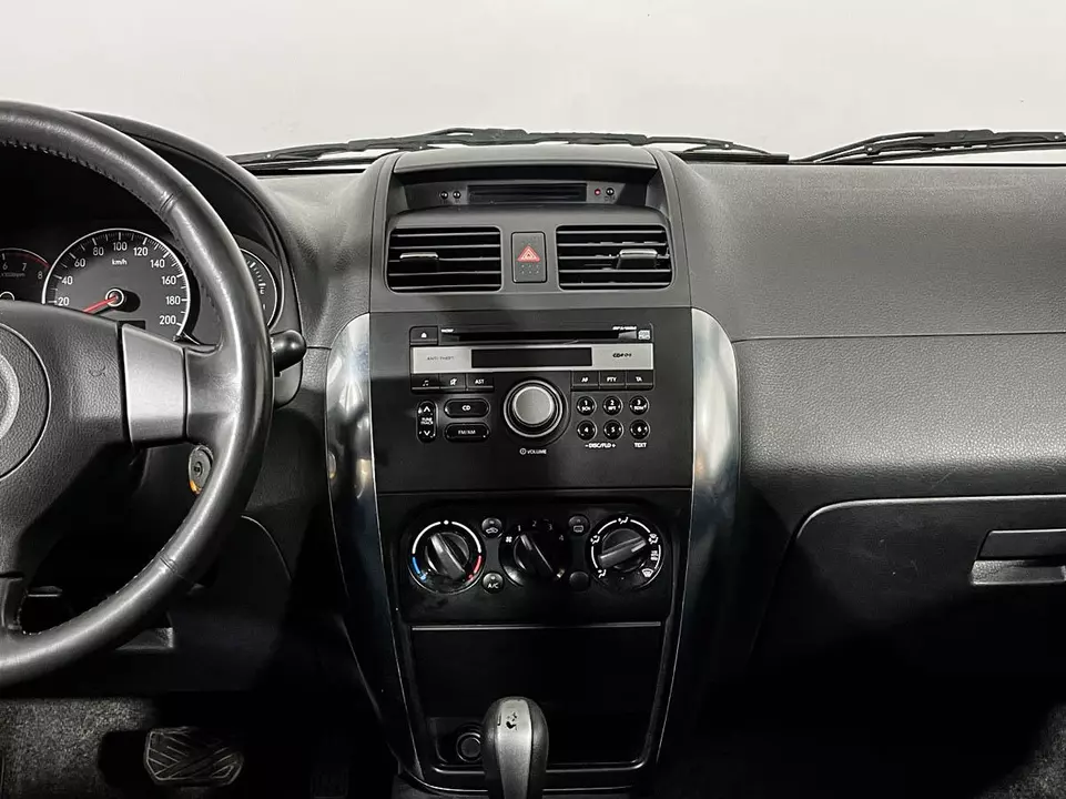 Suzuki SX4, фото №12