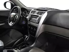 Geely Emgrand X7, фото №9
