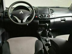 Mitsubishi l200, фото №6