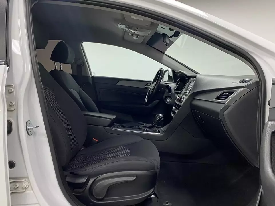 Hyundai Sonata, фото №12