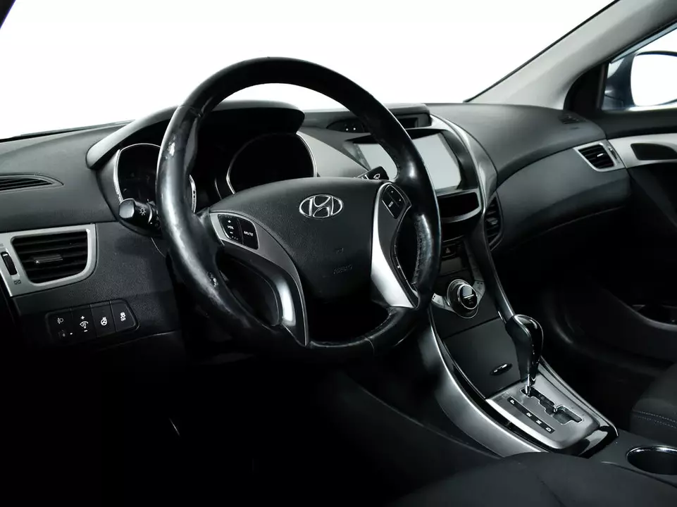 Hyundai Elantra, фото №13