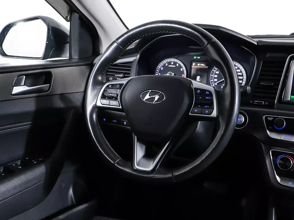 Hyundai Sonata, фото №16