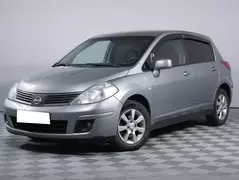 Nissan Tiida, фото №1