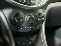 Hyundai Solaris 1.6 Автомат, фото №11