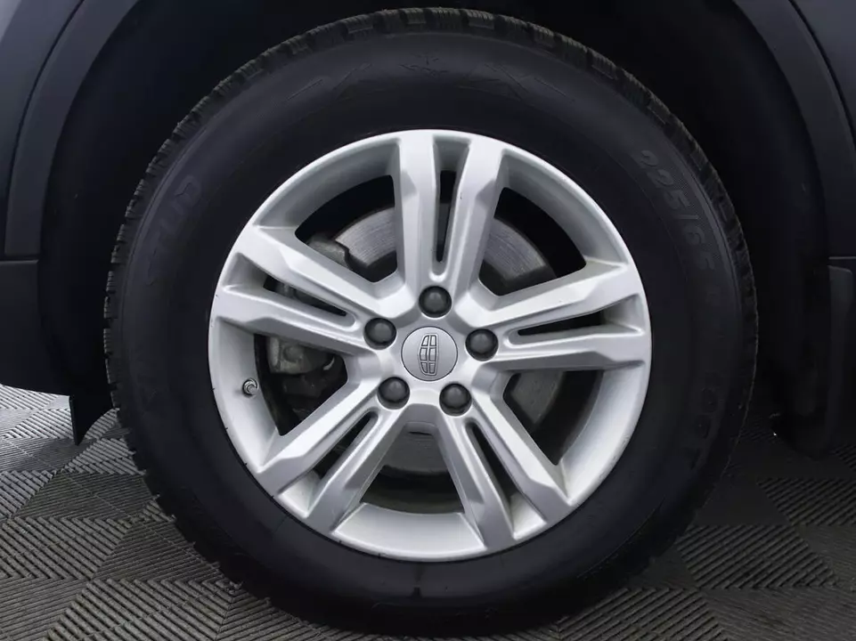 Geely Atlas, фото №15