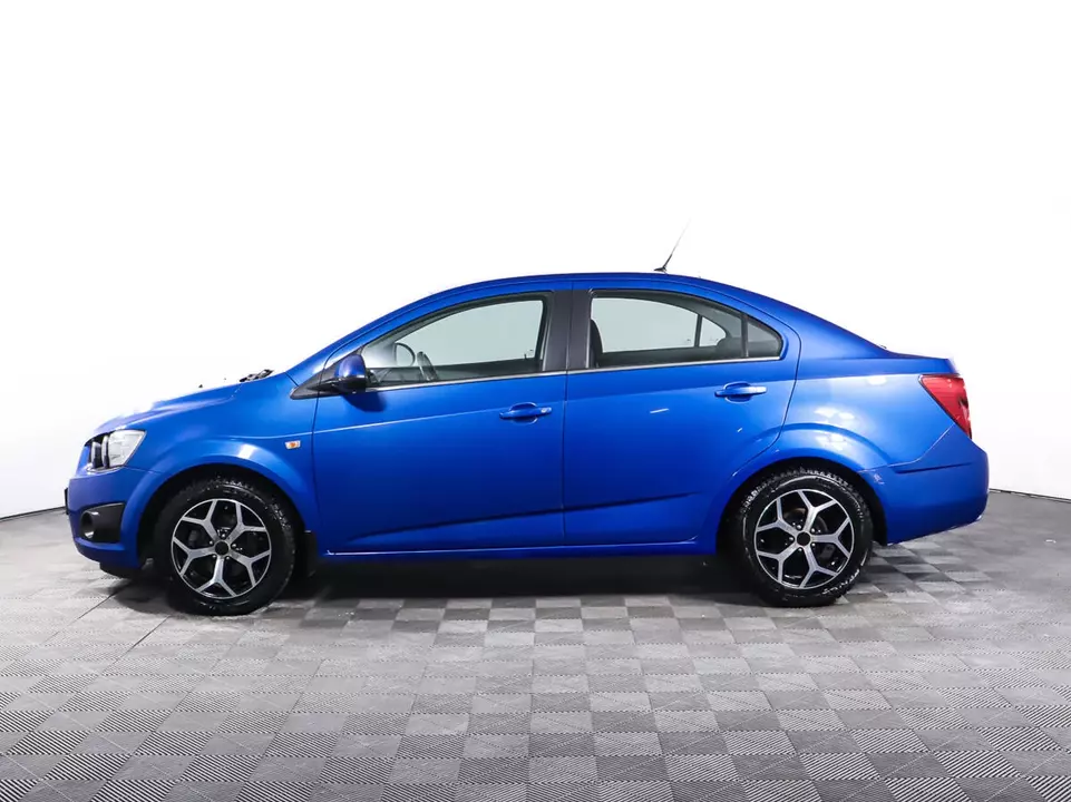 Chevrolet Aveo, фото №8