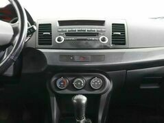 Mitsubishi Lancer X, фото №5