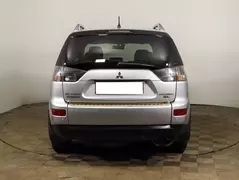 Mitsubishi Outlander, фото №3