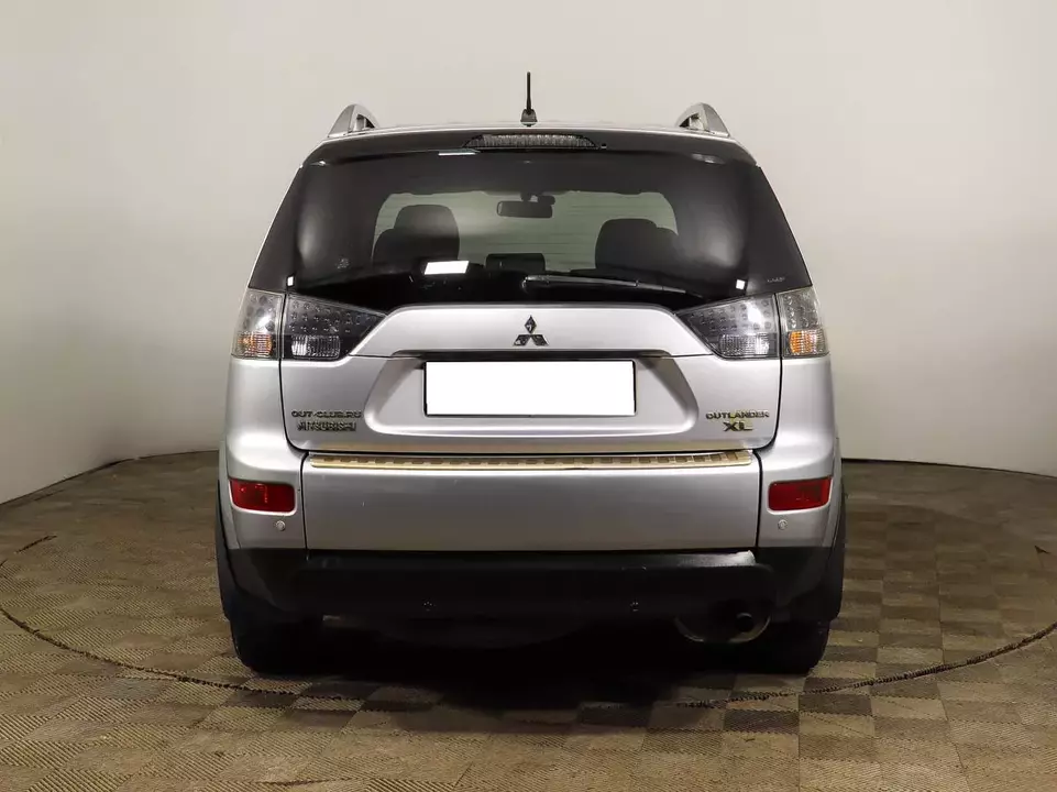 Mitsubishi Outlander, фото №3
