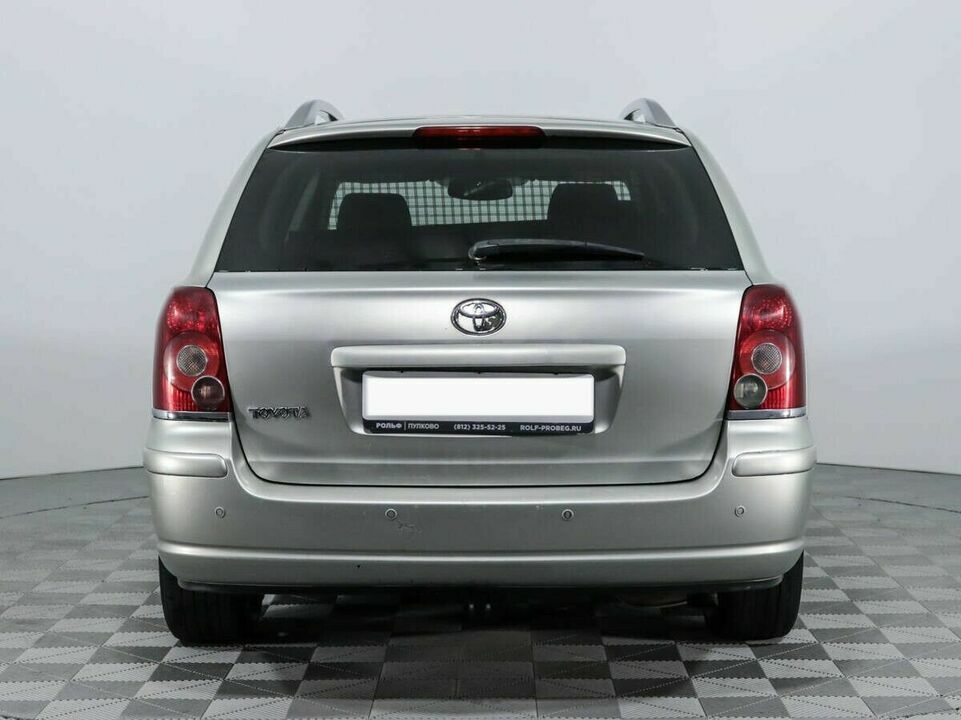Toyota Avensis II Рестайлинг, фото №3