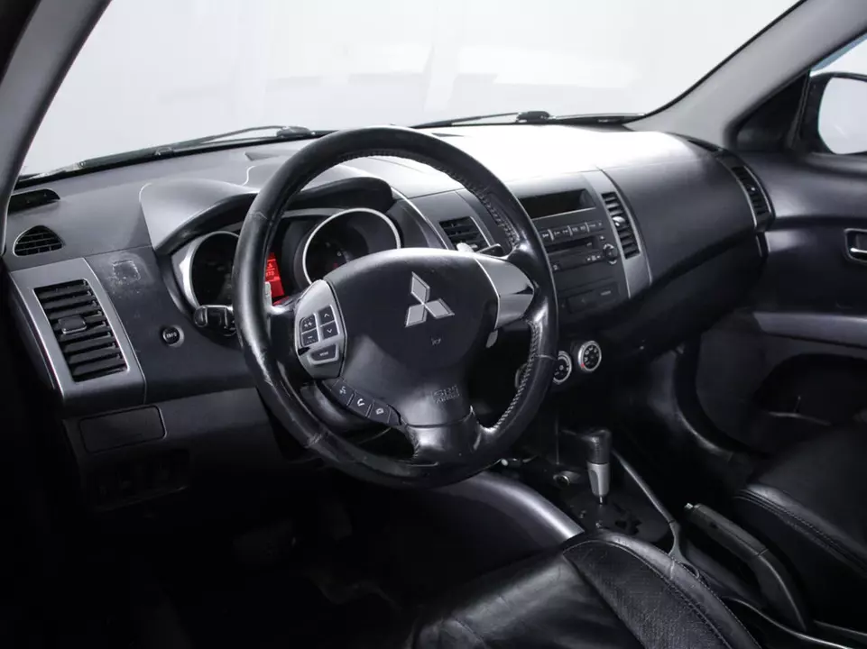 Mitsubishi Outlander, фото №14