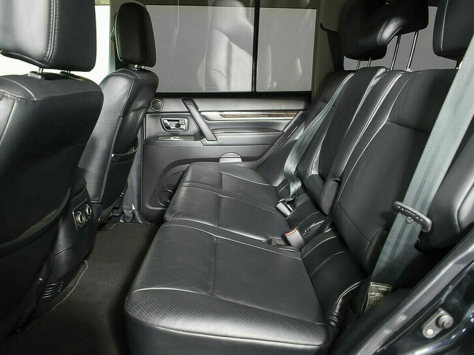Mitsubishi Pajero IV, фото №8