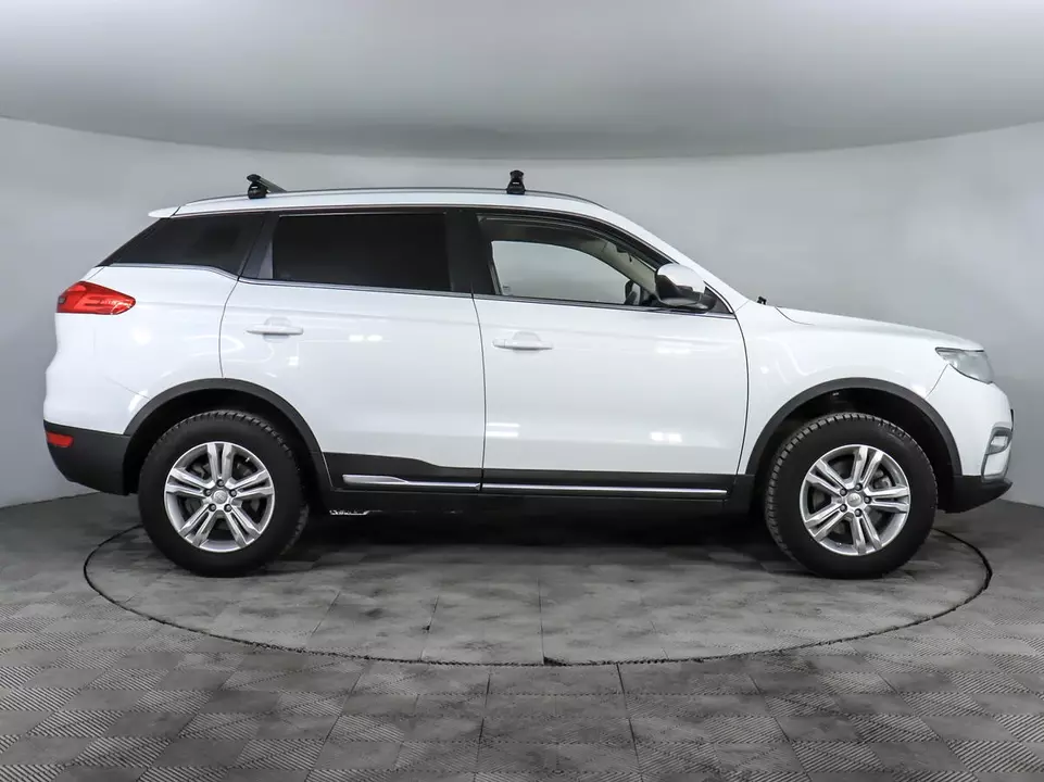 Geely Atlas, фото №4