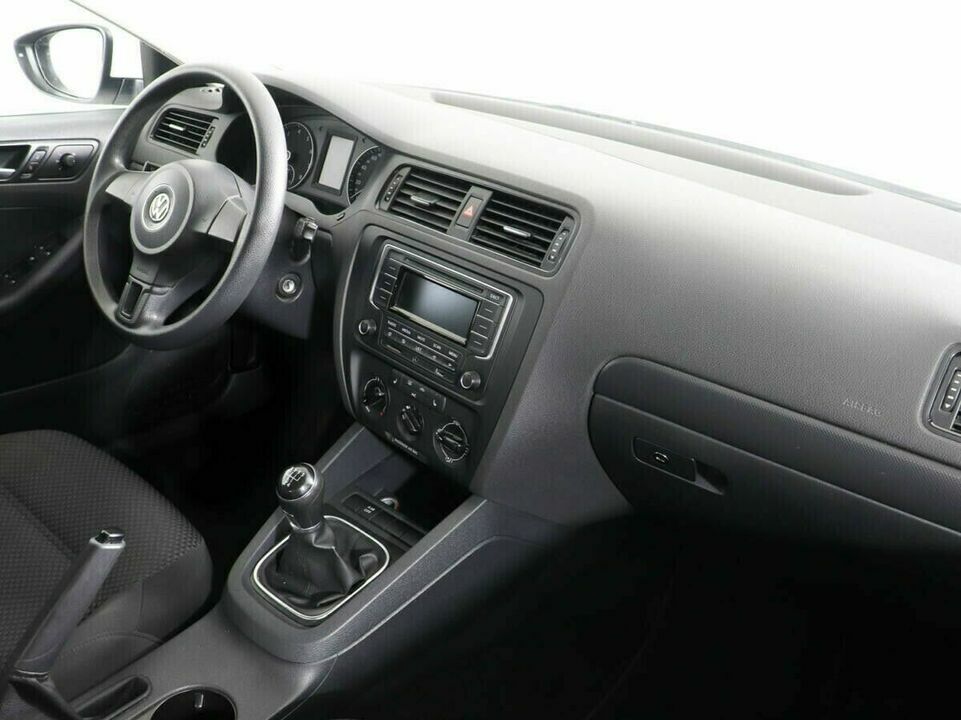 Volkswagen Jetta VI, фото №7