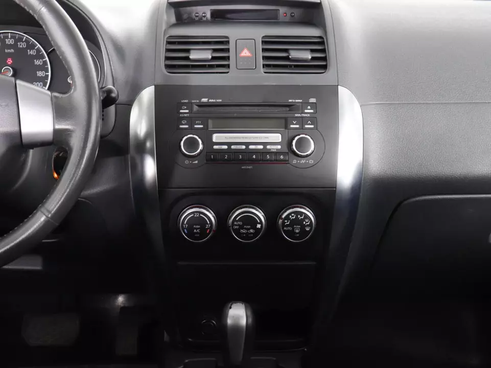 Suzuki SX4, фото №12