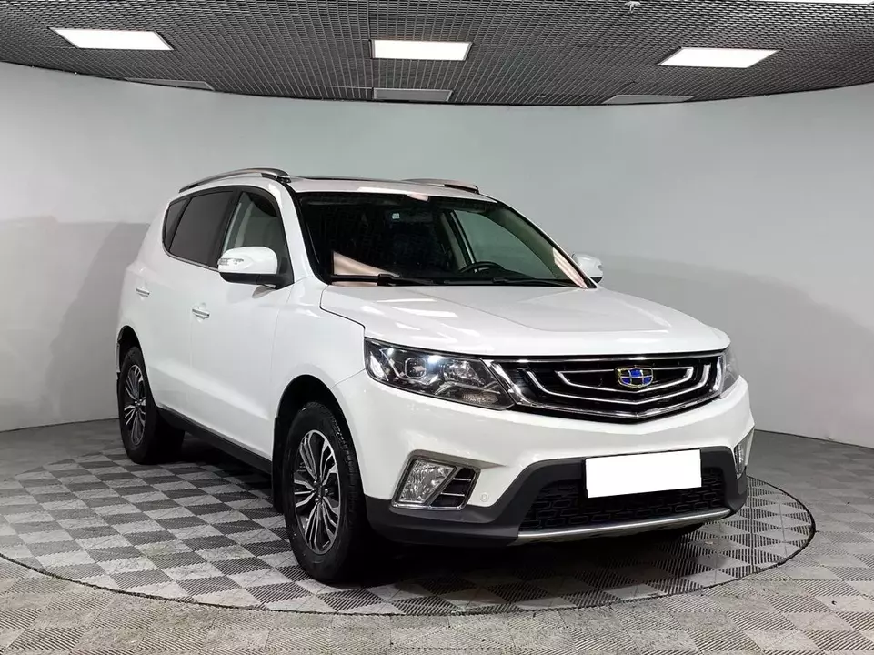 Geely Emgrand X7, фото №3
