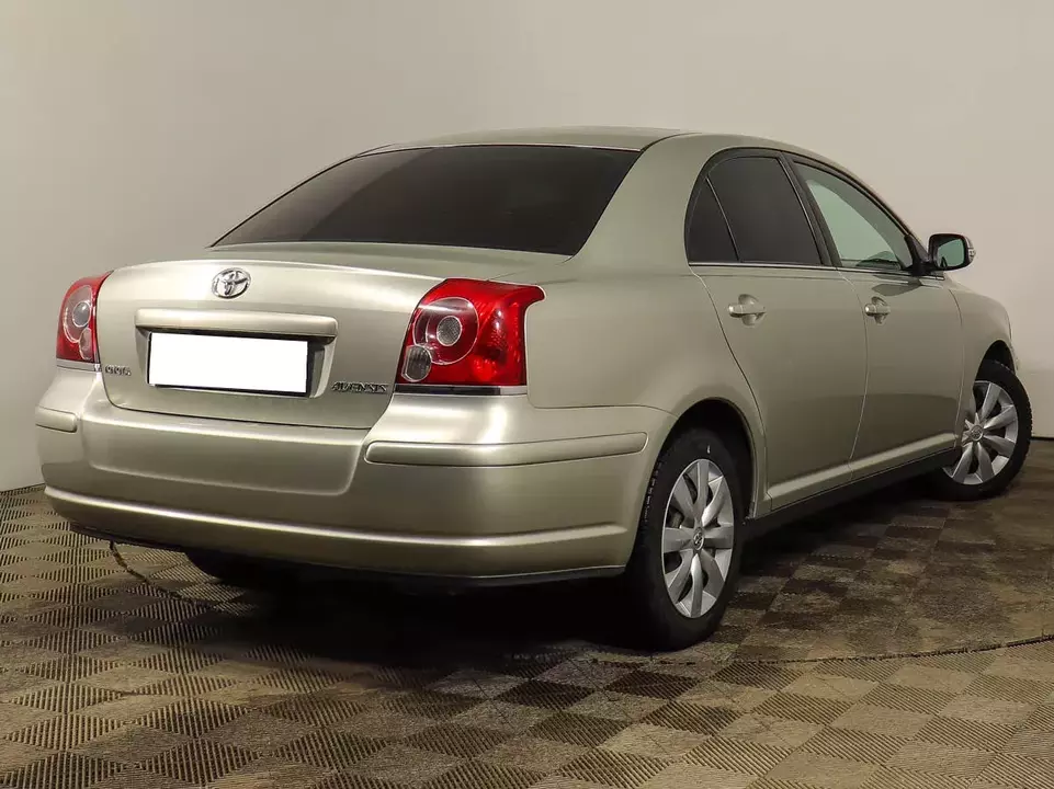 Toyota Avensis, фото №4