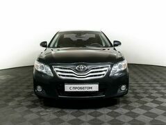 Toyota Camry, фото №2