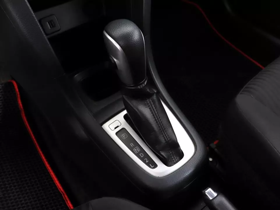 Suzuki Swift, фото №16