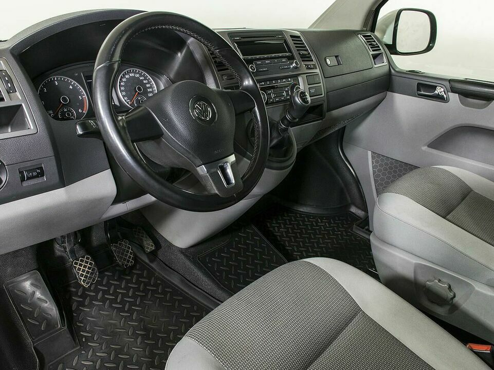 Volkswagen Caravelle, фото №11