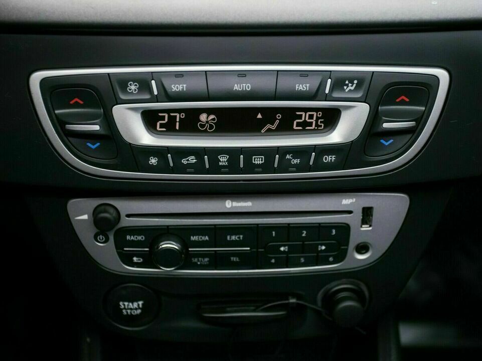 Renault fluence, фото №11