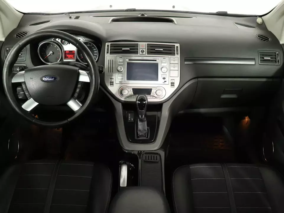 Ford Kuga, фото №8
