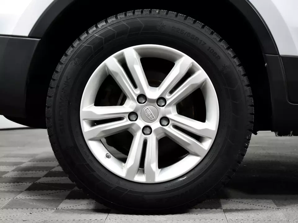 Geely Atlas, фото №14