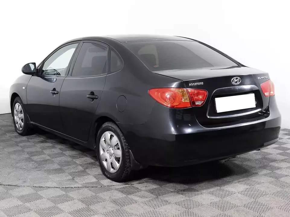 Hyundai Elantra, фото №2