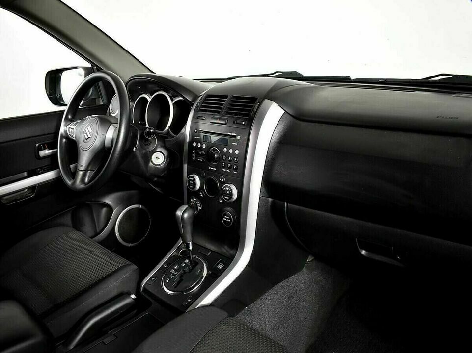 Suzuki Grand Vitara III Рестайлинг, фото №5