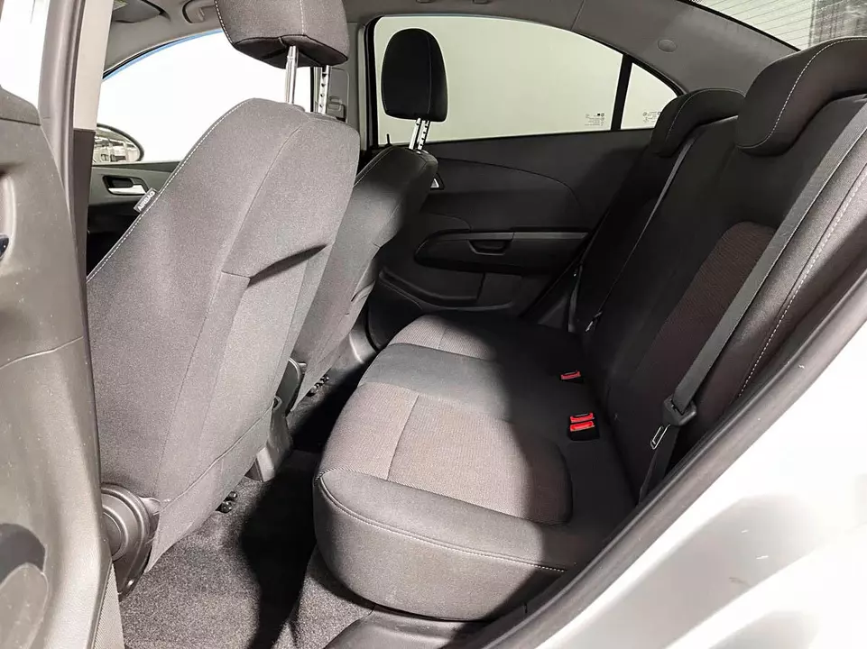 Chevrolet Aveo, фото №10