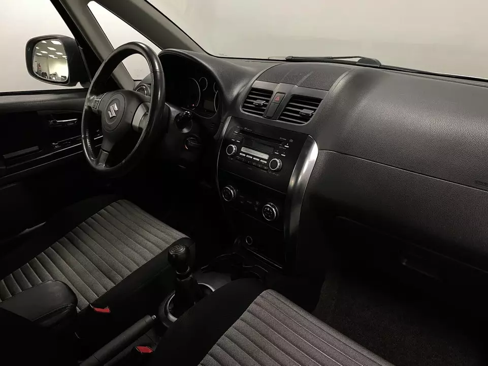 Suzuki SX4, фото №11