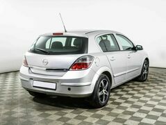 Opel Astra H Рестайлинг, фото №4