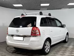 Opel Zafira, фото №5