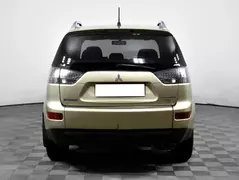 Mitsubishi Outlander, фото №6