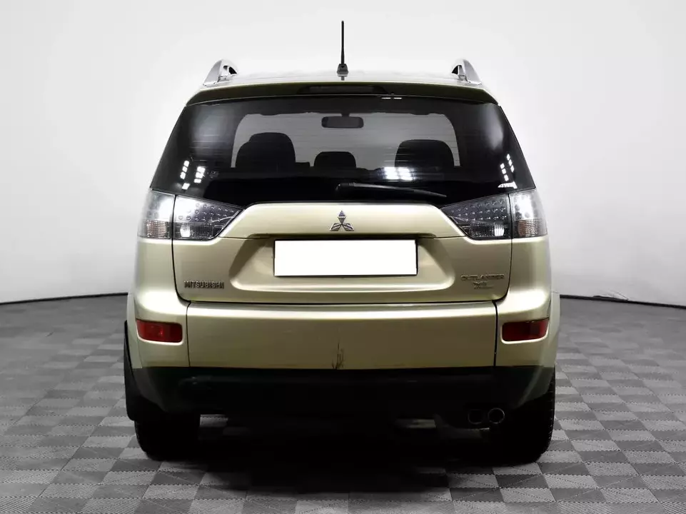 Mitsubishi Outlander, фото №6