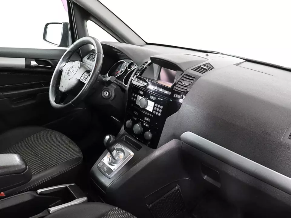 Opel Zafira, фото №7