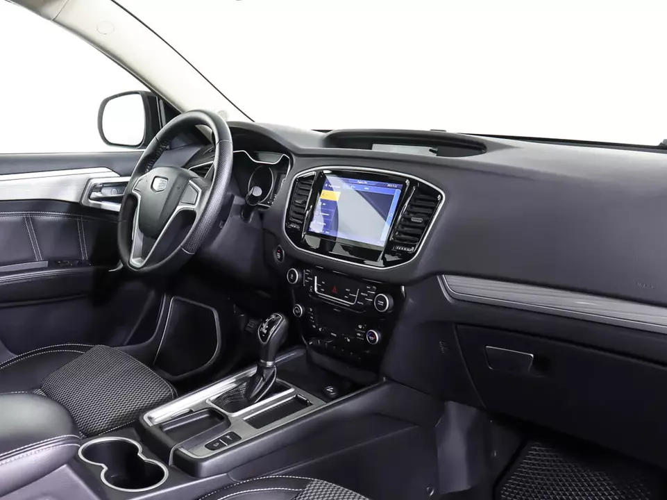 Geely Emgrand X7, фото №11