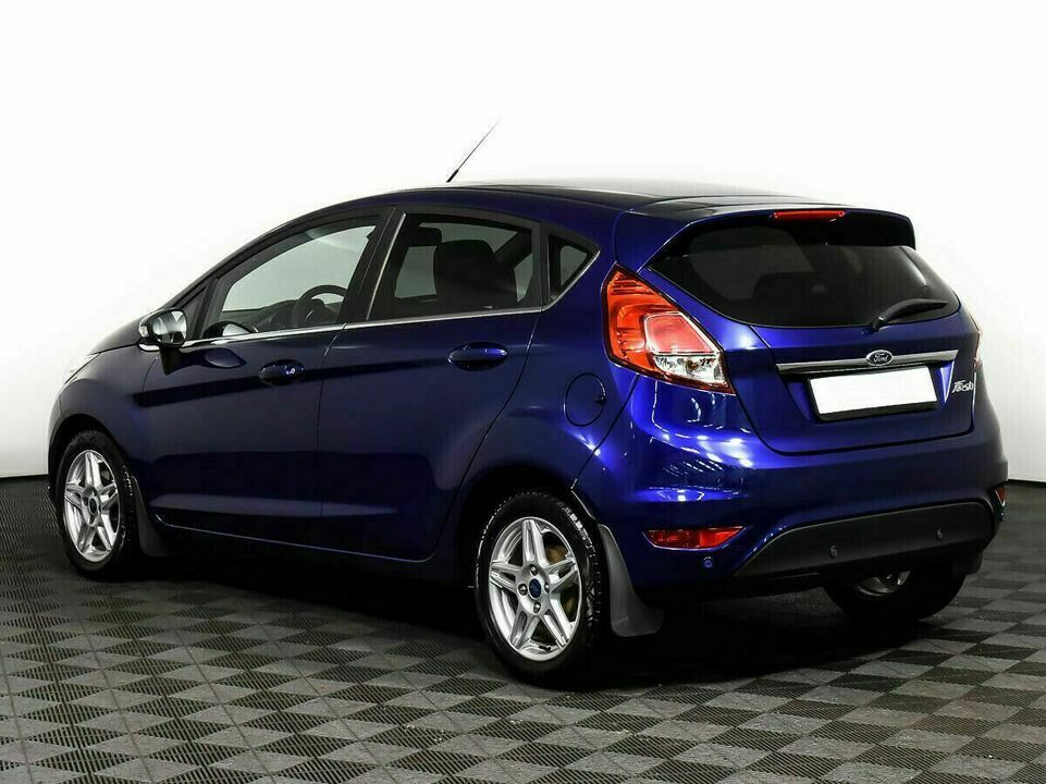 Ford Fiesta Mk6 Рестайлинг, фото №4