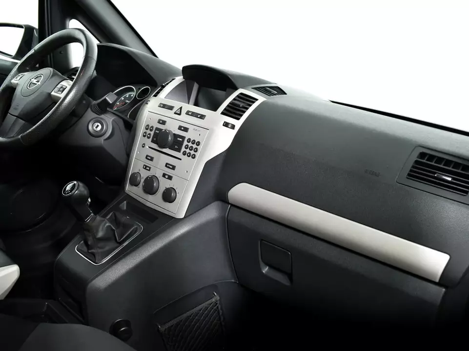 Opel Zafira, фото №9