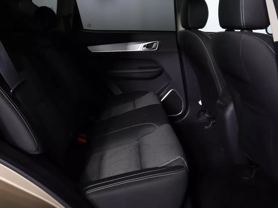 Geely Emgrand X7, фото №15
