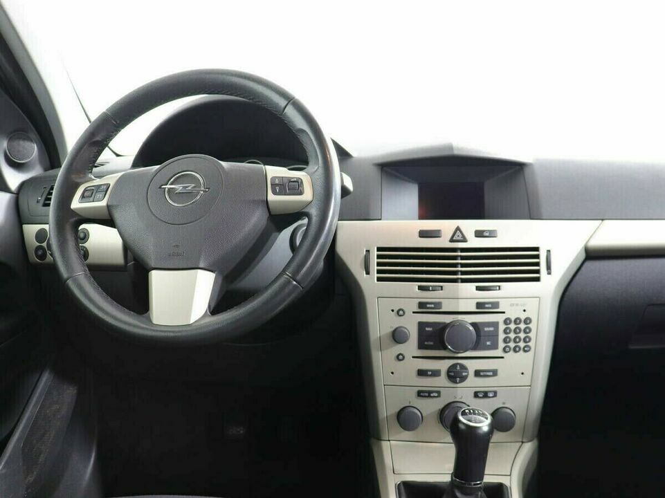 Opel Astra H Рестайлинг, фото №6